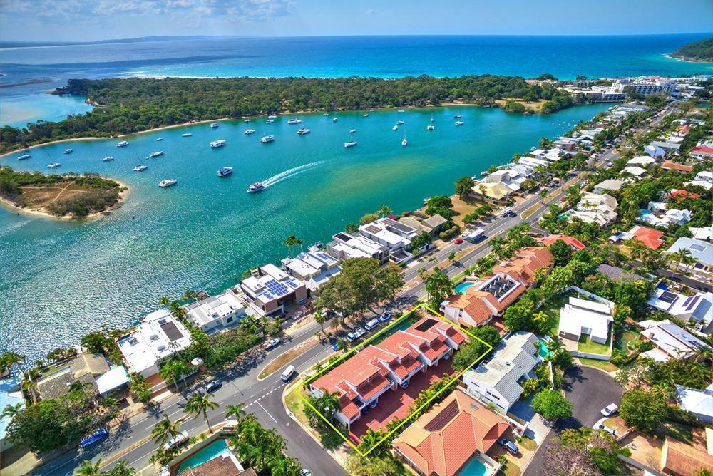 Noosa Parade Holiday Inn المظهر الخارجي الصورة